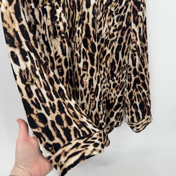 Chico's Blouse Womens Medium Leopard Popover Long Roll Tab Sleeves V-Neck Shirt - Picture 9 of 9